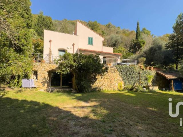 Casa in vendita a Calvisio, Finale Ligure