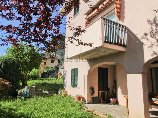 Casa in vendita a Calolziocorte, Lombardia