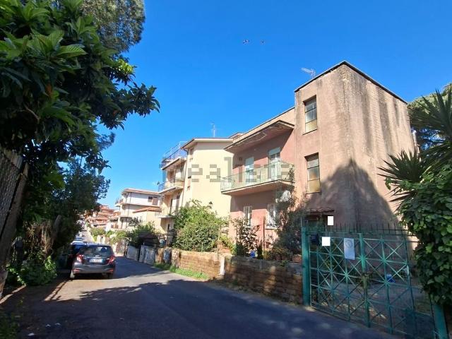 Casa in vendita a Finocchio, Roma Capitale