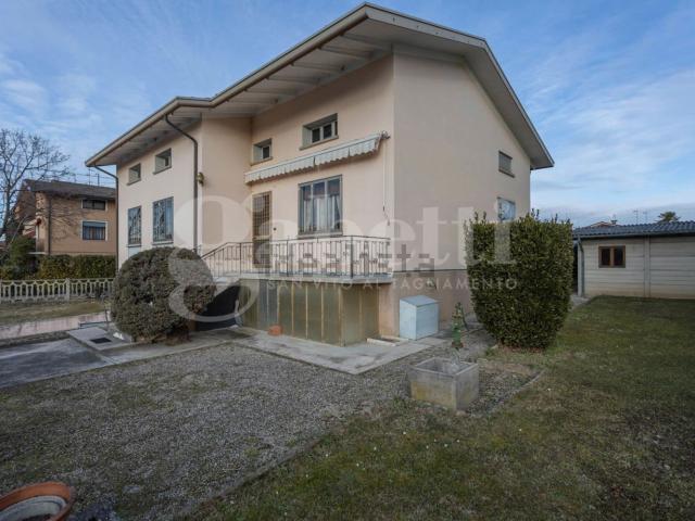 Casa in vendita a Case Rossit, Cordovado / Cordovât