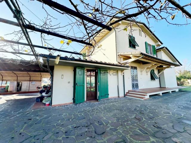 Casa in vendita a Capannori, Toscana