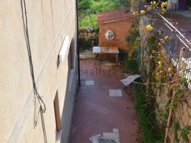 Casa in vendita a Pezzingoli, Monreale