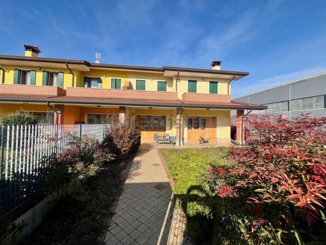 Casa in vendita a Pernumia, Veneto