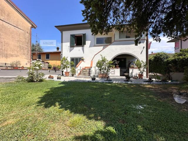 Casa in vendita a Farneta, Bagni Di Lucca Ponte