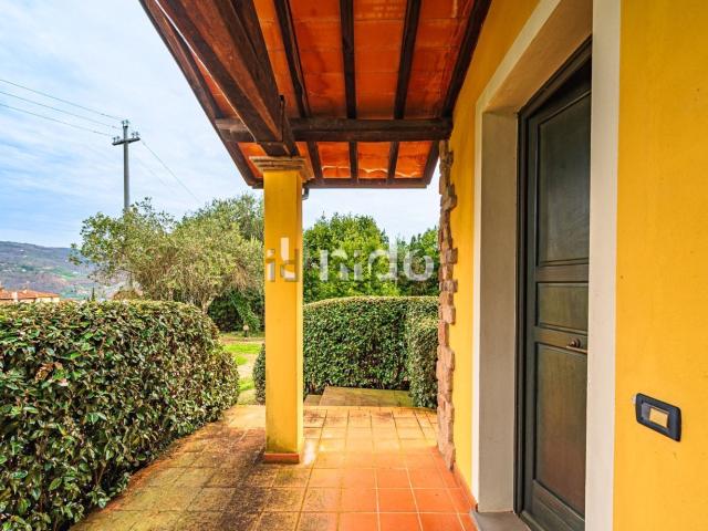 Casa in vendita a Montecatini Alto, Montecatini Terme