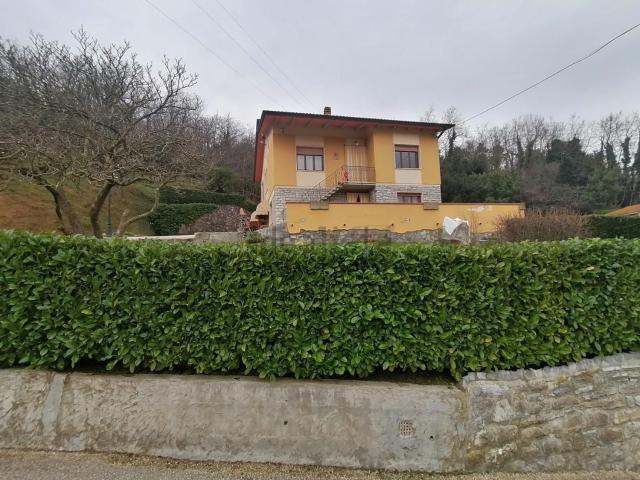 Casa in vendita a Nozzano Castello, Lucca