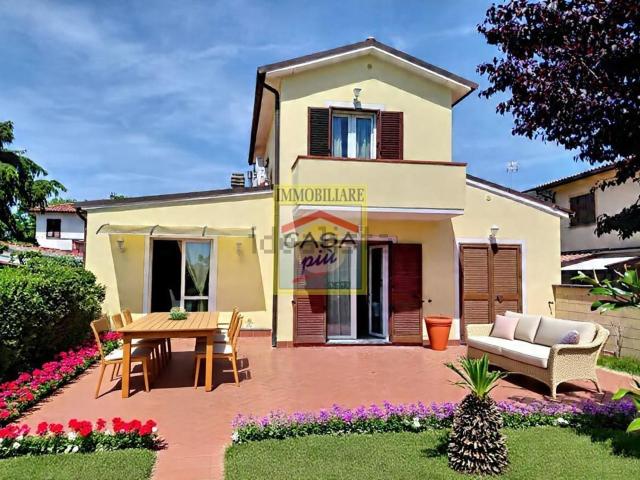 Casa in vendita a San Donato, Cascina