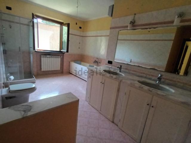 Casa in vendita a Mugnano, Bagni Di Lucca Ponte