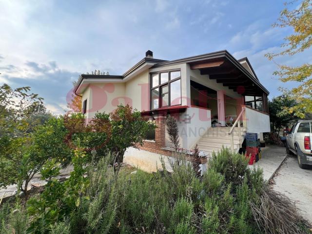 Casa in vendita a Amorosi, Campania