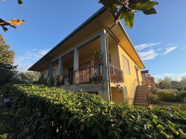 Casa in vendita a Zone, Capannori