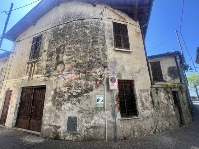 Casa in vendita a Longone Al Segrino, Lombardia