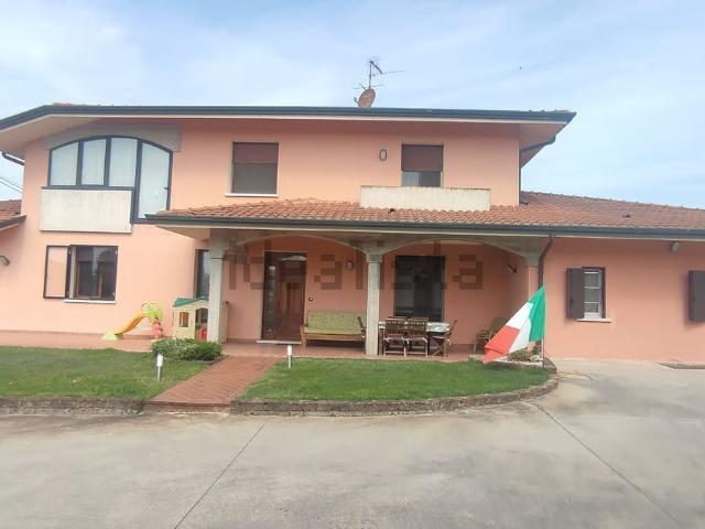 Casa in vendita a Cerea, Veneto