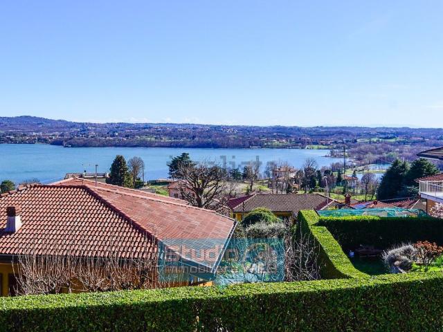 Casa in vendita a Longone Al Segrino, Como