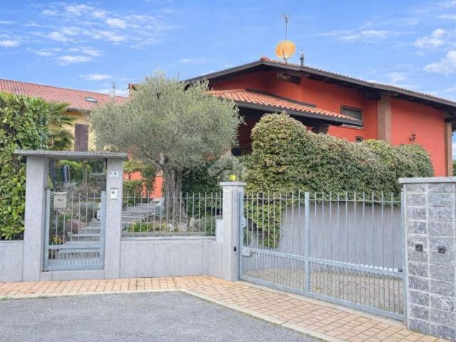 Casa in vendita a San Francesco al Campo, Torino