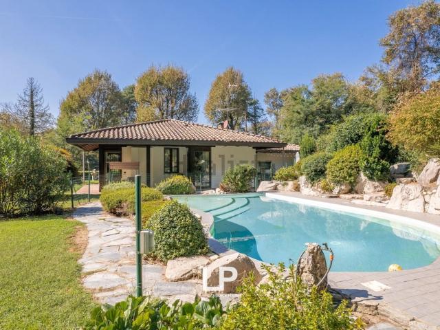 Casa in vendita a Oneda, Sesto Calende