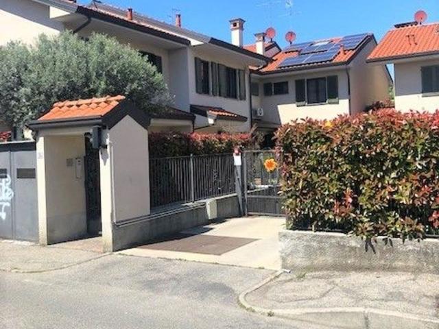 Casa in vendita a Cascina Limito, Pioltello