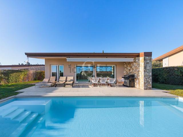 Casa in vendita a Monte Tapino, Moniga Del Garda