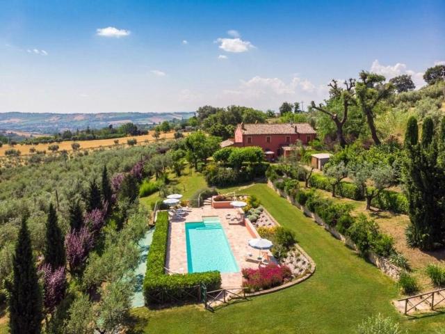 Casa in vendita a Terre Roveresche, Marche