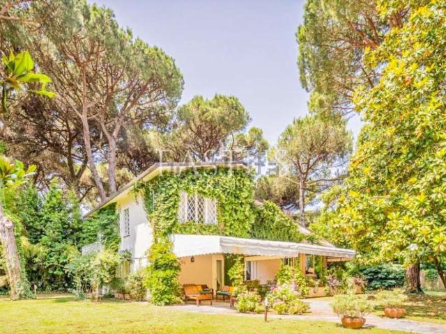 Casa in vendita a Villa Basilica, Toscana