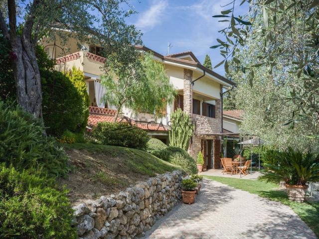Casa in vendita a Pian del Quercione, Massarosa