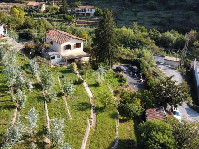 Casa in vendita a Dolceacqua, Provincia di Imperia