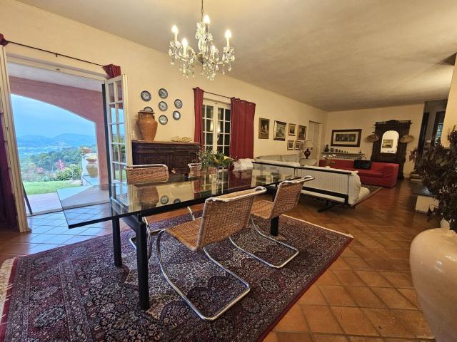 Casa in vendita a Sarzana, Liguria