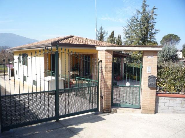 Casa in vendita a Ceccano, Lazio