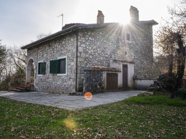 Casa in vendita a Guarcino, Lazio