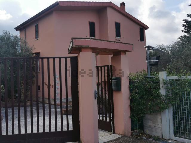 Casa in vendita a Capo Sant'Angelo, Frasso Telesino