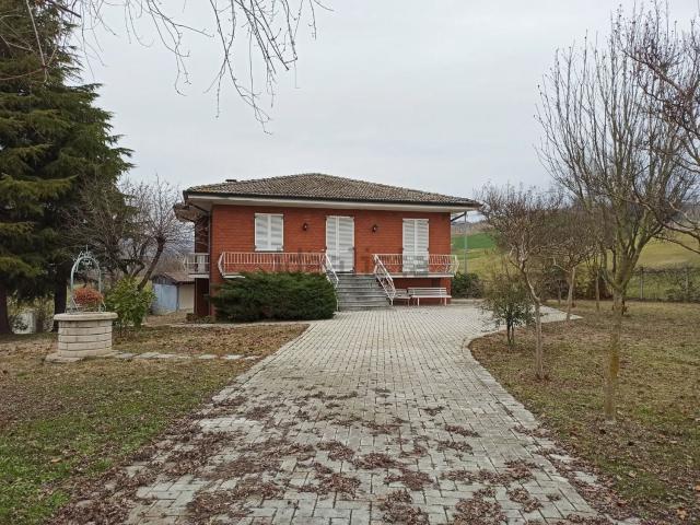Casa in vendita a Alta Val Tidone, Borgonovo Val Tidone