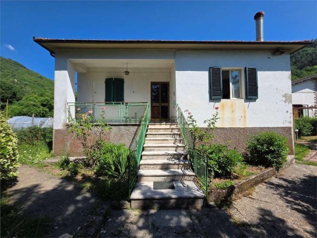Casa in vendita a Unione Comuni Garfagnana, Vagli Sotto