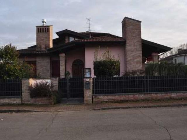 Casa in vendita a Unione Comuni Modenesi Area Nord, Finale Emilia