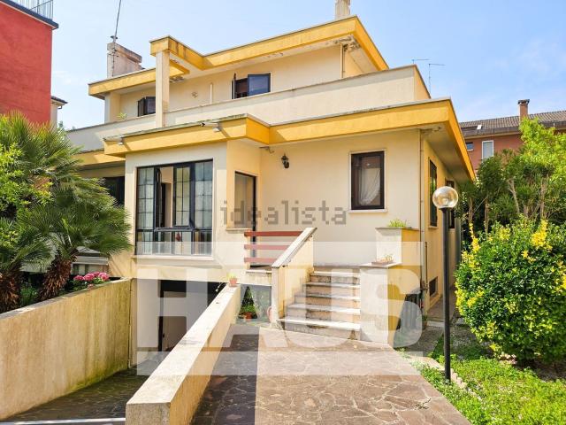 Casa in vendita a Lido-Pellestrina, Venezia