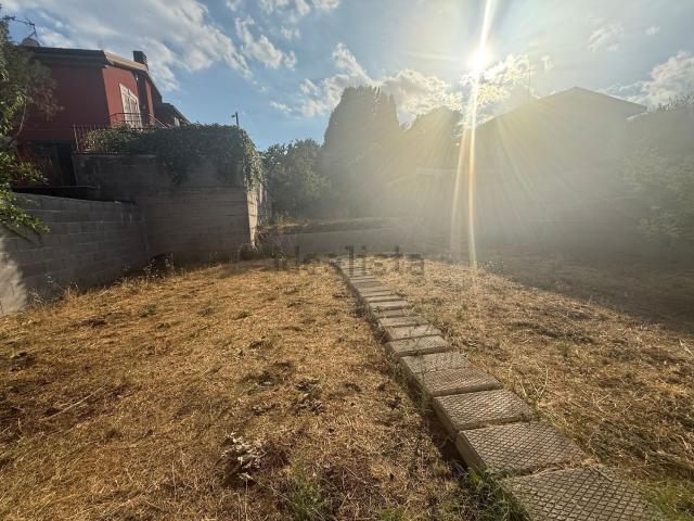 Casa in vendita a Trecastagni, Sicilia