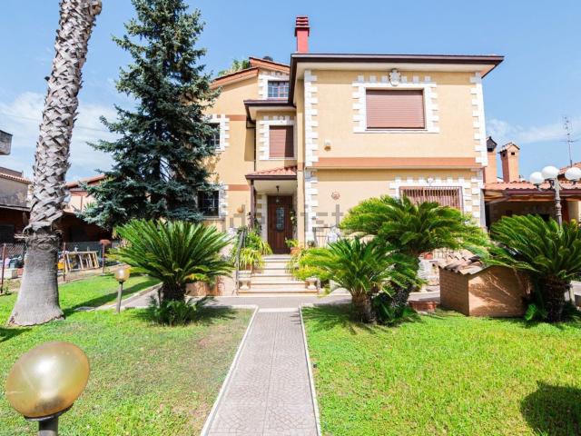 Casa in vendita a Roma Capitale, Lazio