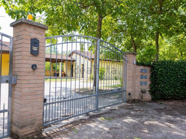 Casa in vendita a Unione della Romagna Faentina, Faenza