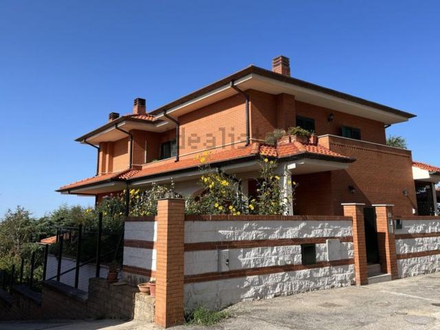 Casa in vendita a Cori, Lazio