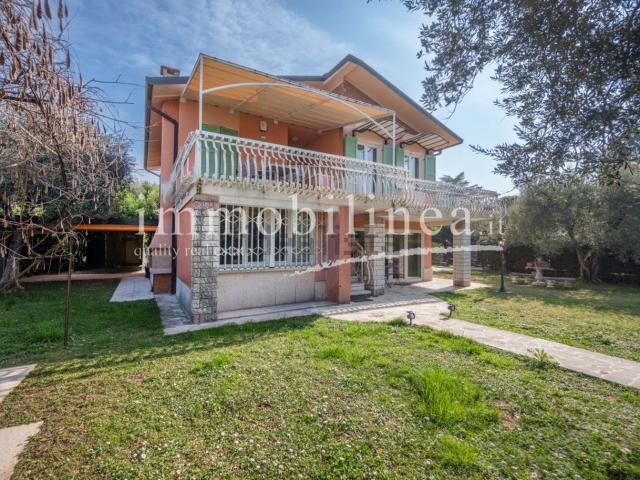 Casa in vendita a Lazise, Veneto