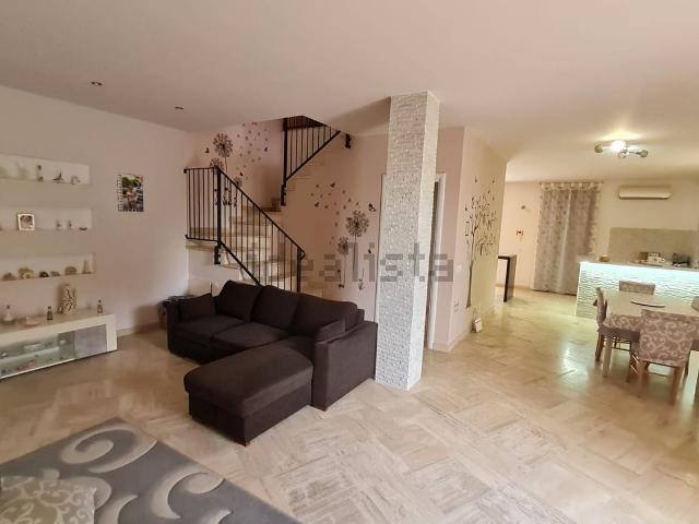 Casa in vendita a Salvaterra, Casalgrande
