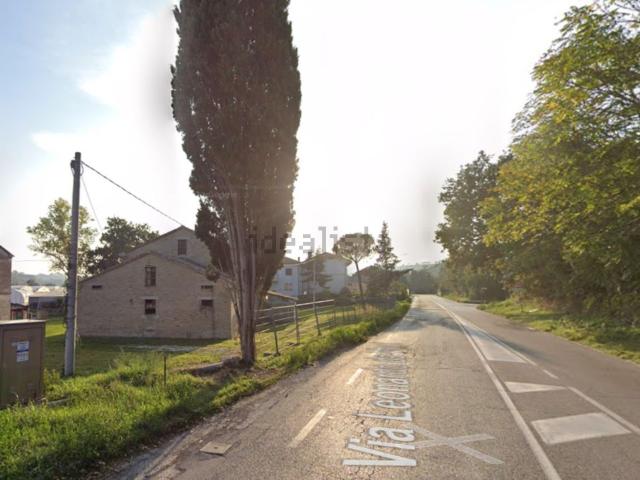 Casa in vendita a Trecastelli, Marche