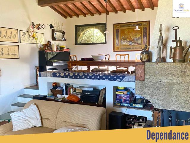 Casa in vendita a Cinigiano, Toscana