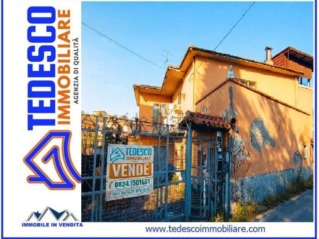 Casa in vendita a Contrada San Vito, Benevento