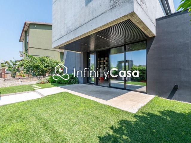 Casa in vendita a San Giovanni Lupatoto, Veneto