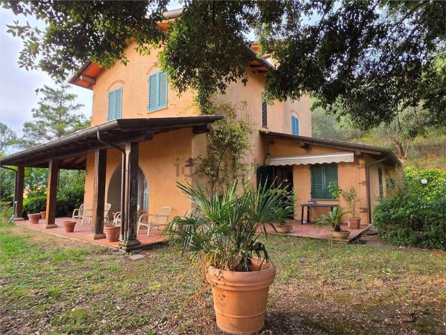 Casa in vendita a Tonfano, Toscana