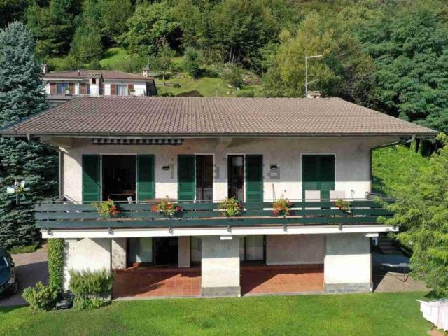 Casa in vendita a Oliveto Lario, Lombardia
