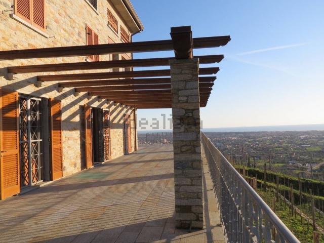 Casa in vendita a Tonfano, Toscana