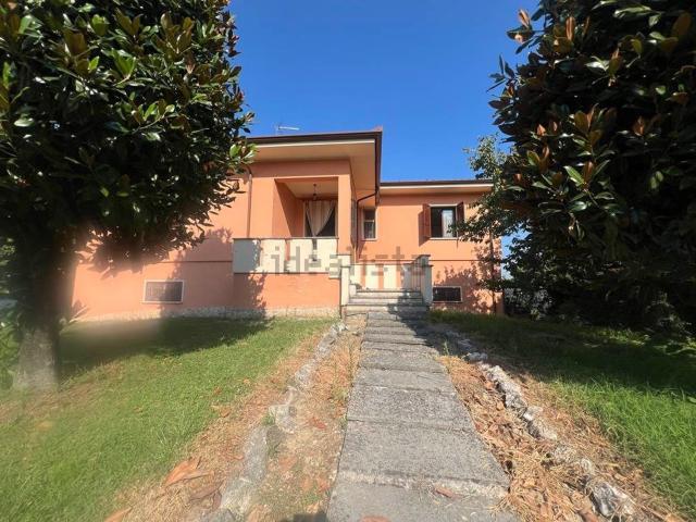 Casa in vendita a Sustinente, Lombardia