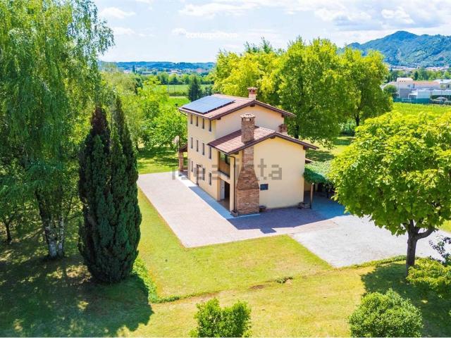 Casa in vendita a Cappella Maggiore, Veneto