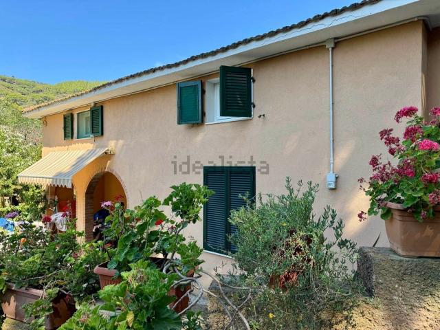 Casa in vendita a Capoliveri, Toscana