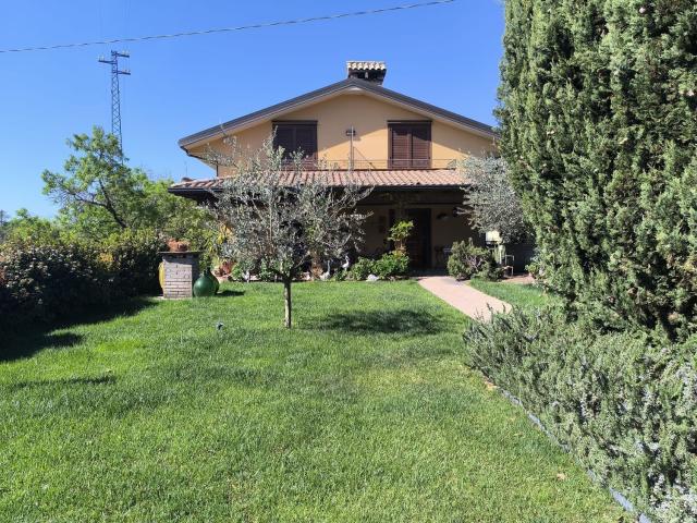 Casa in vendita a Capodacqua, Assisi